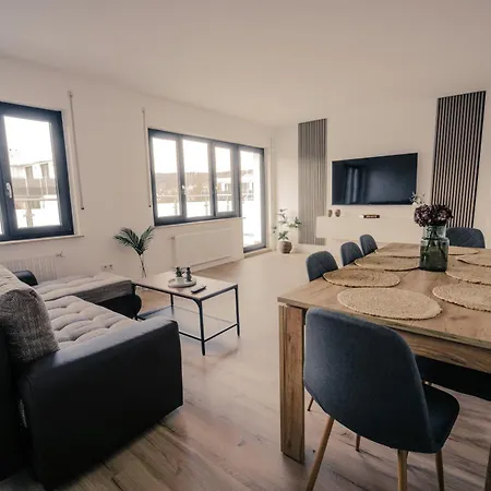 Mit Ladesaeule & Balkon Apartment *