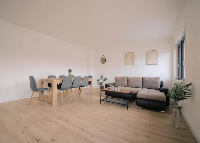 Mit Ladesaeule & Balkon Apartment *