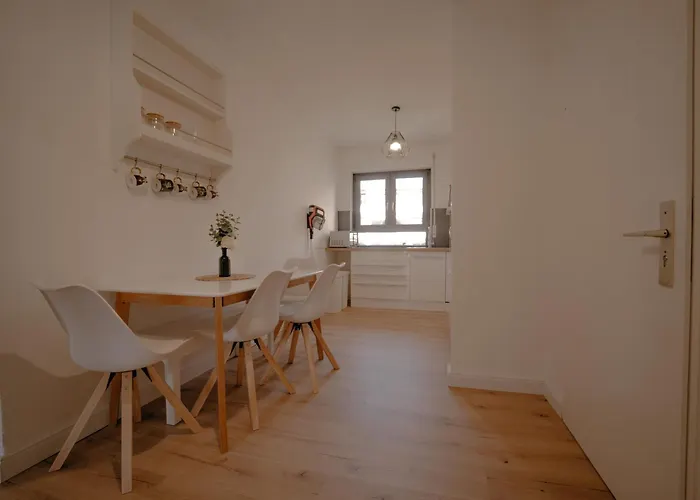 Mit Ladesaeule & Balkon Apartment Kassel