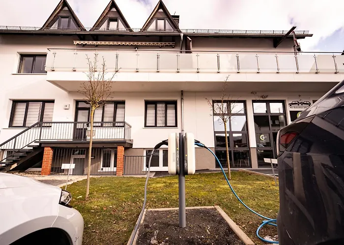 Apartment Mit Ladesaeule & Balkon Kassel